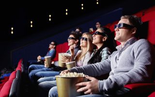 Demam Sinema 'Interactive Hologram': Saat Bioskop Jakarta Membawa Penonton Masuk ke Dalam Layar Lewat Film 3D Holografik Otonom