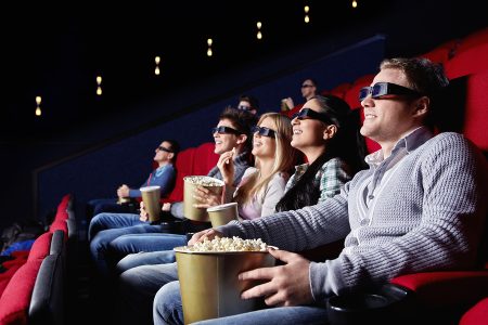 Demam Sinema 'Interactive Hologram': Saat Bioskop Jakarta Membawa Penonton Masuk ke Dalam Layar Lewat Film 3D Holografik Otonom